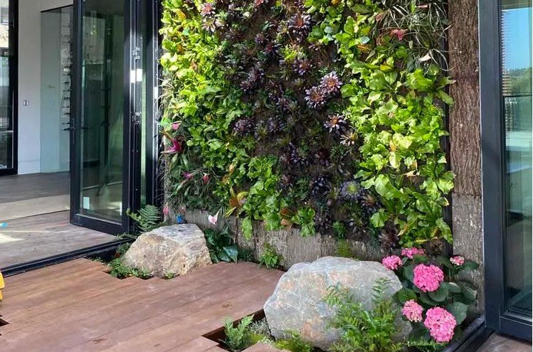 Vertical gardens and green walls are top patio trends