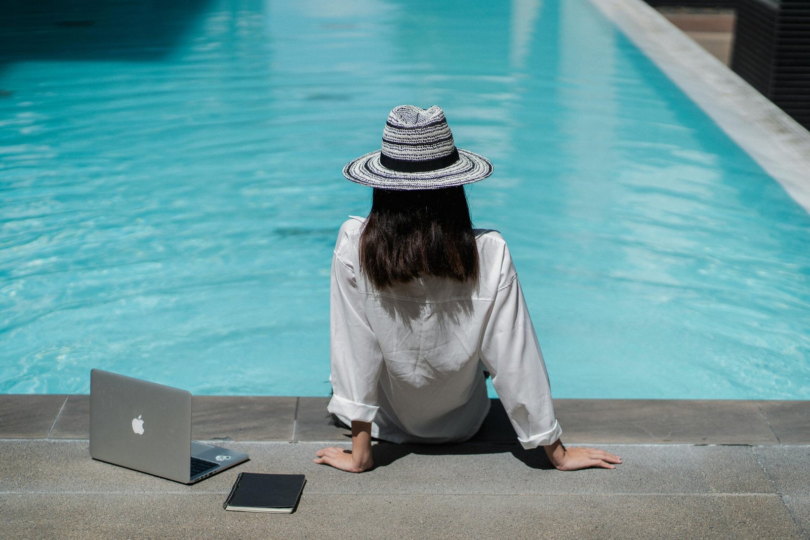 Read more about the article The $10k Blueprint Book for Digital Marketing: A Review
