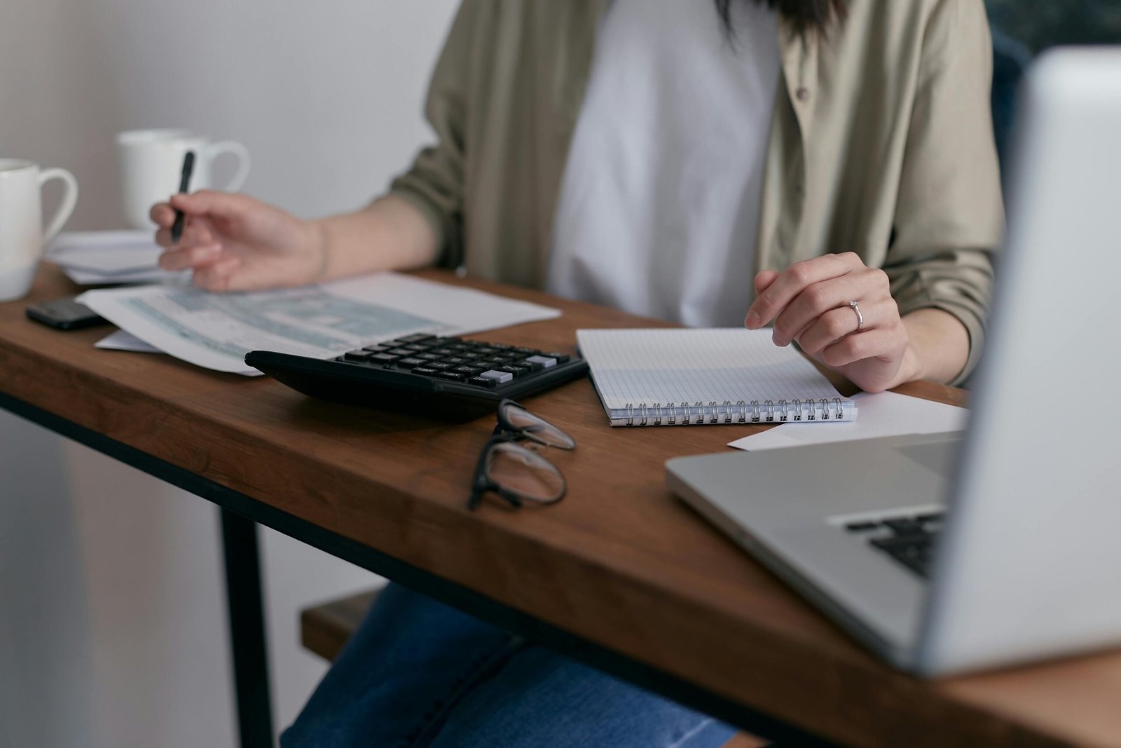 Read more about the article Make Money After 55 – 15 Ways That Actually Work